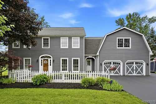 5982 Hopi Ct, Lockport, NY, 14094-7985 | Card Image