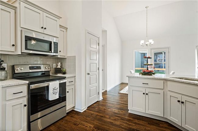 5919 Ne 118 Th St, House other with 4 bedrooms, 3 bathrooms and null parking in Kansas City MO | Image 8
