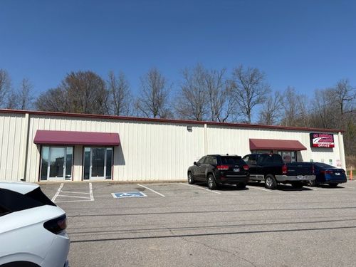 221B W Dunbar Cave Rd, Clarksville, TN, 37040 | Card Image