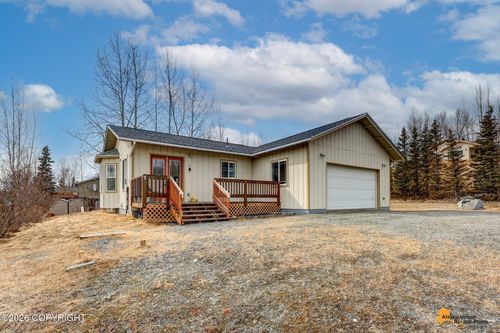 150 W Kristy Dr, Wasilla, AK, 99654-9477 | Card Image