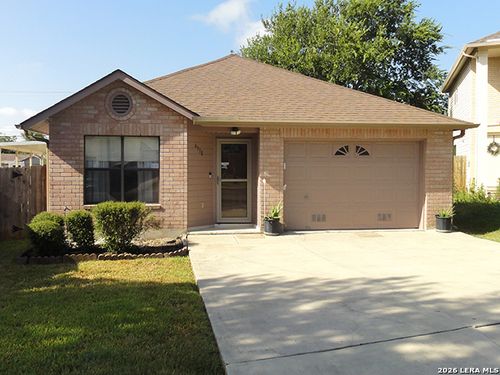 6730 Evercrest Ln, San Antonio, TX, 78239-1819 | Card Image
