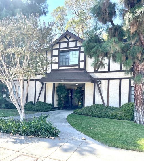apt-107-7125 Shoup Ave, West Hills, CA, 91307-2380 | Card Image
