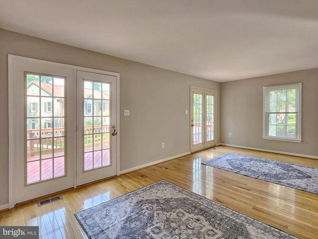 7250 Olde Lantern Way, Townhouse with 3 bedrooms, 4 bathrooms and null parking in SPRINGFIELD VA | Image 8