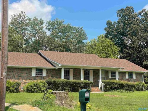 226 6th St Sw, Arab, AL, 35016-1711 | Card Image