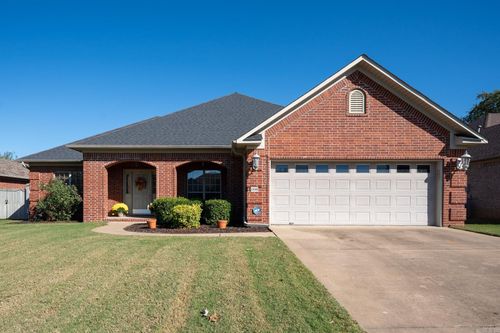 1330 Crosspoint Rd, Conway, AR, 72034-8423 | Card Image