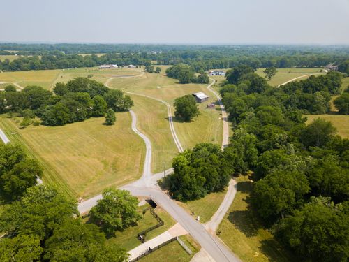 b-1003B Franklin Rd, Gallatin, TN, 37066-6185 | Card Image