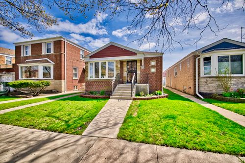 6309 N Hamlin Ave, Chicago, IL, 60659-1021 | Card Image