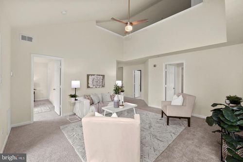 apt-302-8813 Stone Ridge Cir, PIKESVILLE, MD, 21208-1025 | Card Image