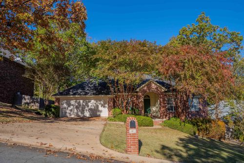 8 Bordeaux Court, Little Rock, AR, 72211 | Card Image