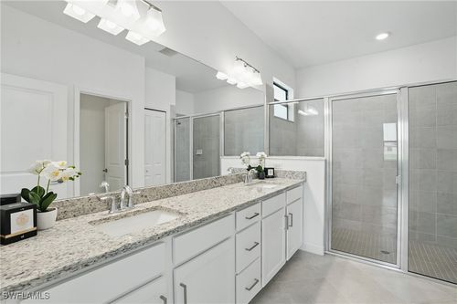 13952 Hunter Oak Dr, FORT MYERS, FL, 33913-7563 | Card Image