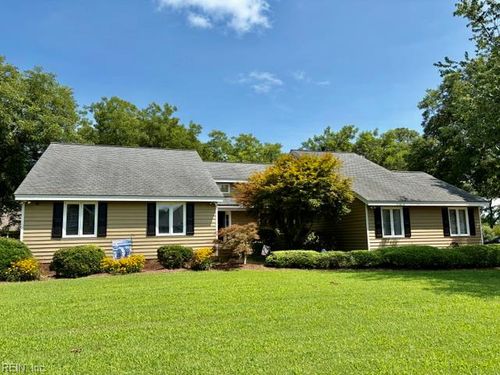 1801 Sawgrass Pointe Dr, Hayes, VA, 23072-3707 | Card Image