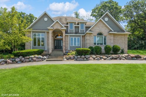 7310 Hillside Dr, Spring Grove, IL, 60081-8369 | Card Image