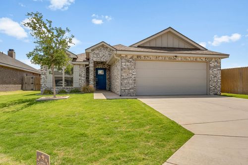 8911 Winfield Ave, Lubbock, TX, 79424-6082 | Card Image