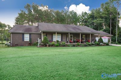 26096 Johnson Lane, House other with 3 bedrooms, 2 bathrooms and null parking in Toney AL | Image 2