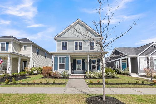 608 Blueway Ave, Summerville, SC, 29486-5410 | Card Image