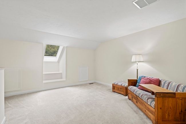 E - 4 Strawberry Ln, Condo with 2 bedrooms, 3 bathrooms and 1 parking in Hudson MA | Image 27