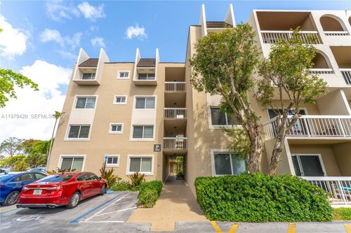 apt-107-7840 Camino Real, Miami, FL, 33143-6813 | Card Image