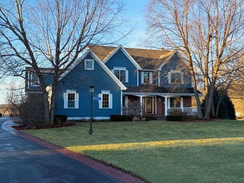 W287N6371 Broadwing Ct, Hartland, WI, 53029-9442 | Card Image