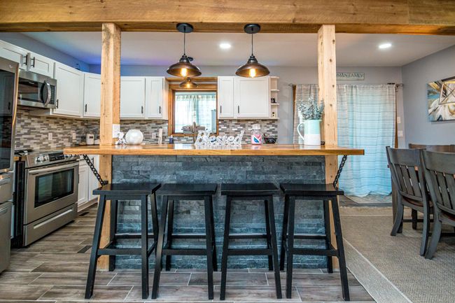 1182 Presidential Hwy, House other with 3 bedrooms, 3 bathrooms and null parking in Jefferson NH | Image 8