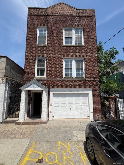 7 E 181st Street, New York, NY, 10453 | Card Image