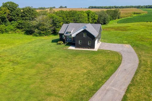 29490 Highway 49 E, Orlinda, TN, 37141-2016 | Card Image