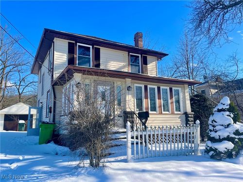 250 Center Rd, Bedford, OH, 44146-2741 | Card Image