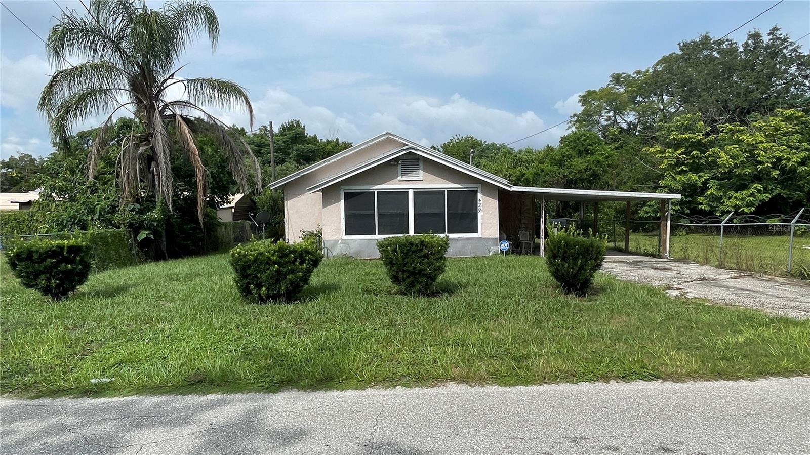 Broad St, Sebring, FL 33870