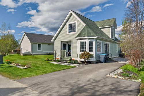 3 Griswold Dr, Rutland, VT, 05701-4486 | Card Image