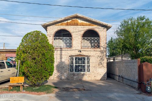 104 Calle Diaz, Sunland Park, NM, 88063-9356 | Card Image
