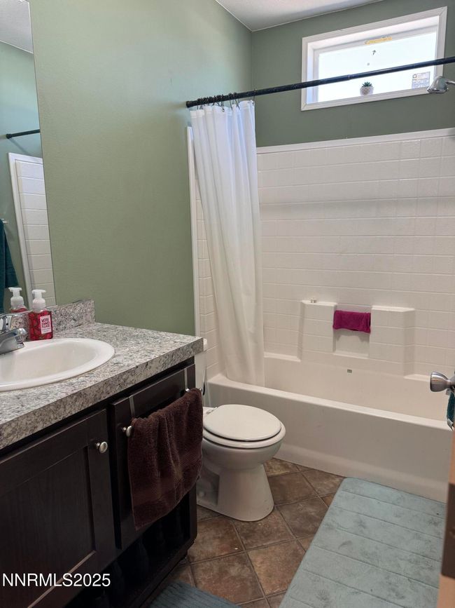 445 Mira St, House other with 3 bedrooms, 2 bathrooms and 4 parking in Reno NV | Image 14