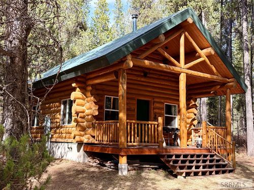4537 N Elk Loop Rd, Ashton, ID, 83420-5506 | Card Image