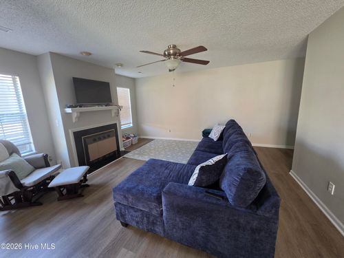 a-2940 Mulberry Ln, Greenville, NC, 27858-5884 | Card Image