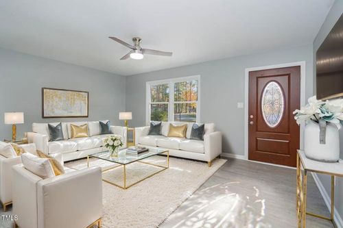 5917 Meadowlark Ln, Raleigh, NC, 27610-3212 | Card Image