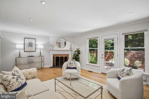 7337 Lewinsville Park Ct, MCLEAN, VA, 22101-5633 | Card Image