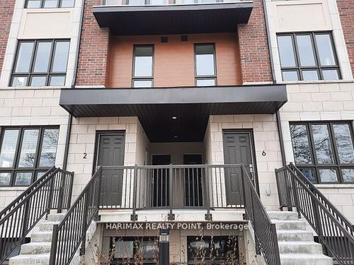 8-4015 Hickory Dr, Mississauga, ON, L4W0G6 | Card Image