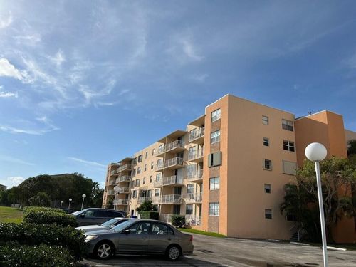 4a-480 Executive Center Dr, West Palm Beach, FL, 33401-2982 | Card Image