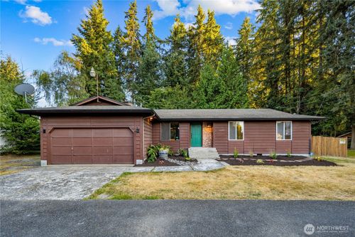 15207 94th Ave E, Puyallup, WA, 98375-6757 | Card Image