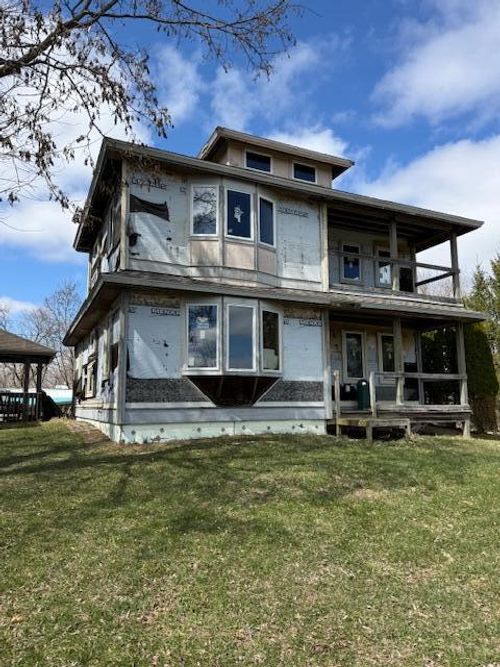 285 N Aurelius Road, Mason, MI, 48854 | Card Image