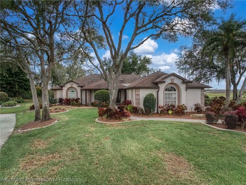3556 E Glen Eagles Dr, Avon Park, FL, 33825-6055 | Card Image