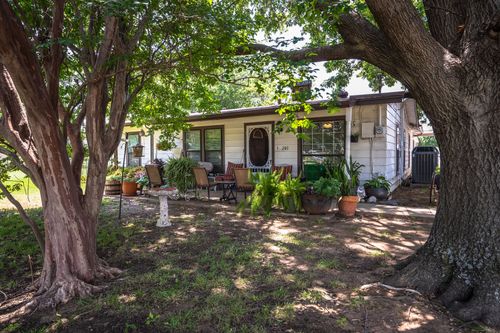 201 S Lake Dallas Dr, Lake Dallas, TX, 75065-2753 | Card Image