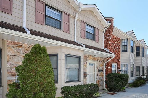 16-2410 Farmers Ave, Bellmore, NY, 11710-3849 | Card Image
