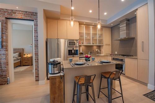 3fl-262 Salter St, New Westminster, BC, V3M0J6 | Card Image