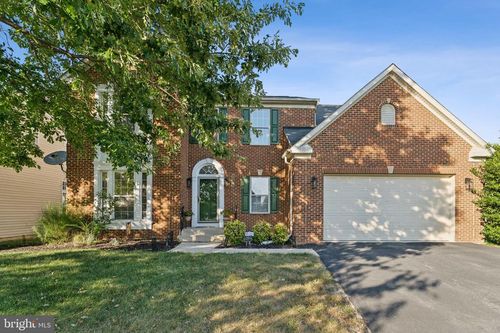 8108 Whittham Dr, BRANDYWINE, MD, 20613-5751 | Card Image