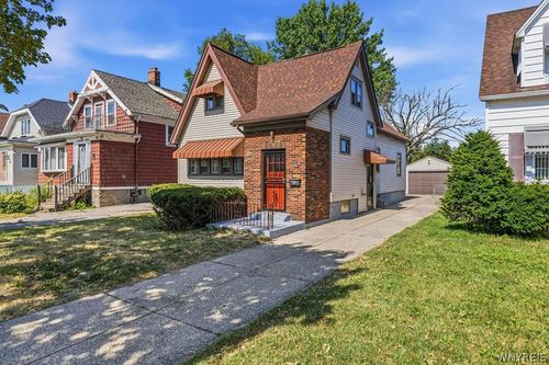 31 Saint James Rd, Cheektowaga, NY, 14225-2927 | Card Image