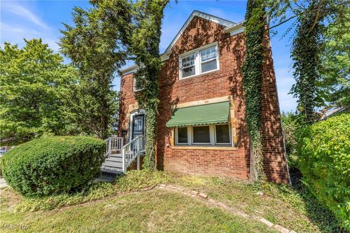 3499 Antisdale Ave, Cleveland Heights, OH, 44118-2201 | Card Image