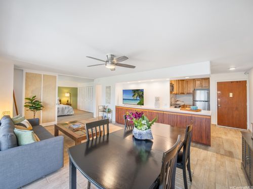 apt-402-710 Lunalilo St, Honolulu, HI, 96813-2640 | Card Image