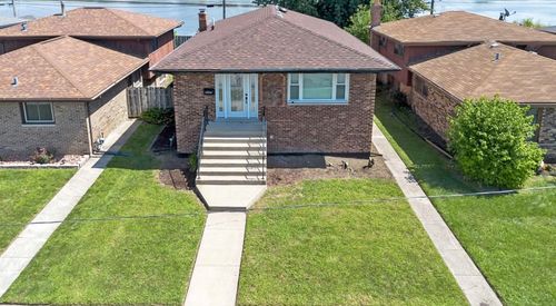 13921 S Manistee Ave, Burnham, IL, 60633-1908 | Card Image