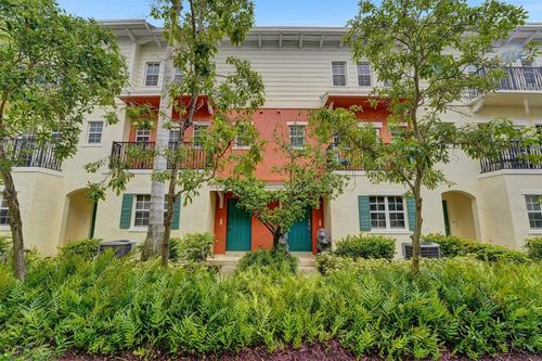 617 Sw 2nd Dr, Pompano Beach, FL, 33060-8482 | Card Image