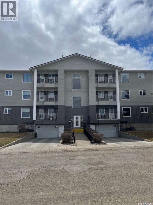 304-408 Heritage Dr, Estevan, SK, S4A2P7 | Card Image