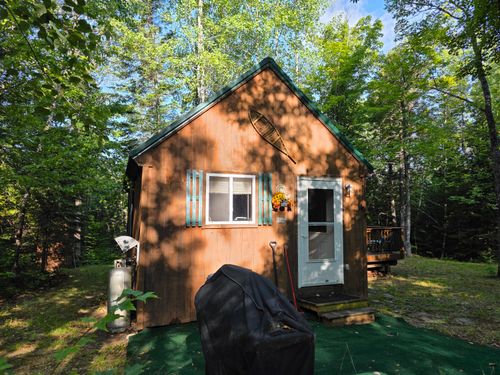 6 Juniper Lane, Abbot, ME, 04406 | Card Image